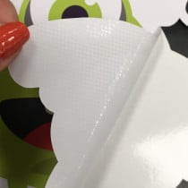 Autocollant repositionnable