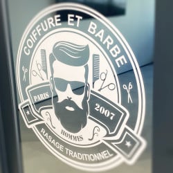 Vinyle à la forme pour vitrine