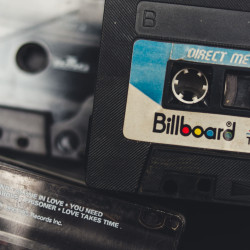 Papier Peint Panoramique Musique Cassettes Vintage