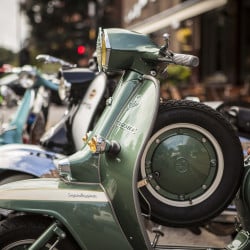 Papier Peint Panoramique Scooter Vintage