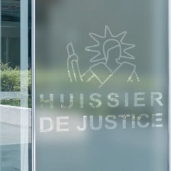 Sticker Huissier de Justice 2 Dépoli