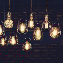 Papier Peint Panoramique Ampoules