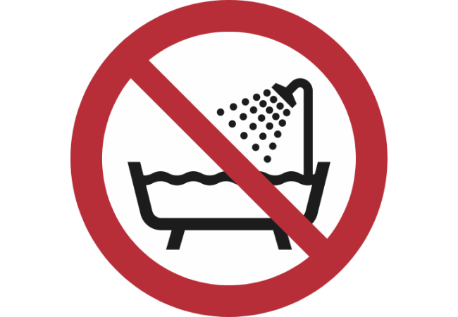 P026- ISO 7010 - Panneau Ne pas utiliser ce dispositif dans une baignoire, une douche ou un réservoir rempli d’eau