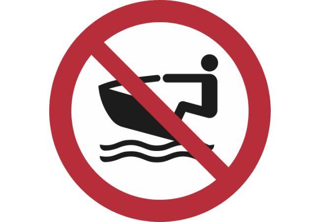P057- ISO 7010 - Panneau Scooters des mers interdits